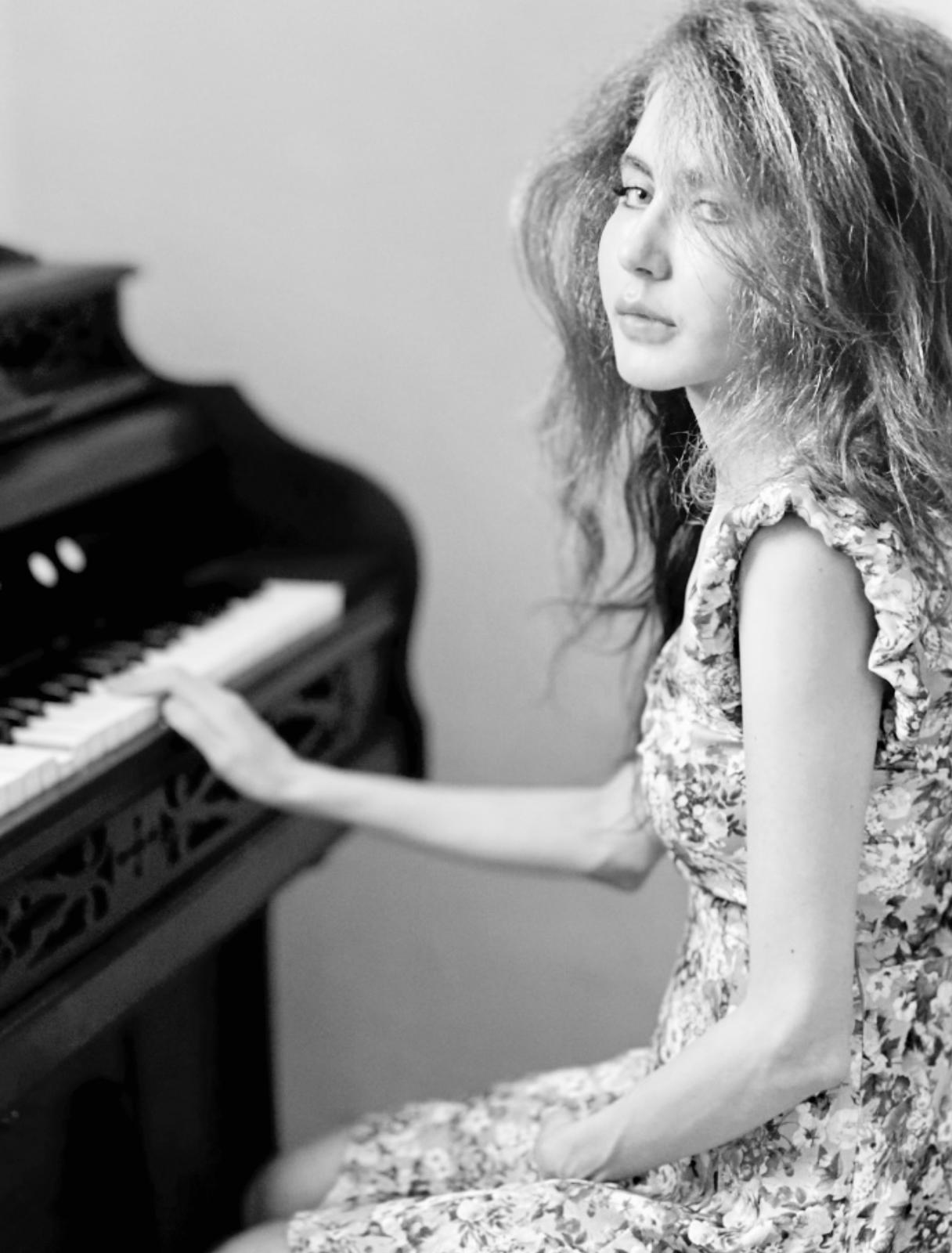 html5 bootstrap template by colorlib.com